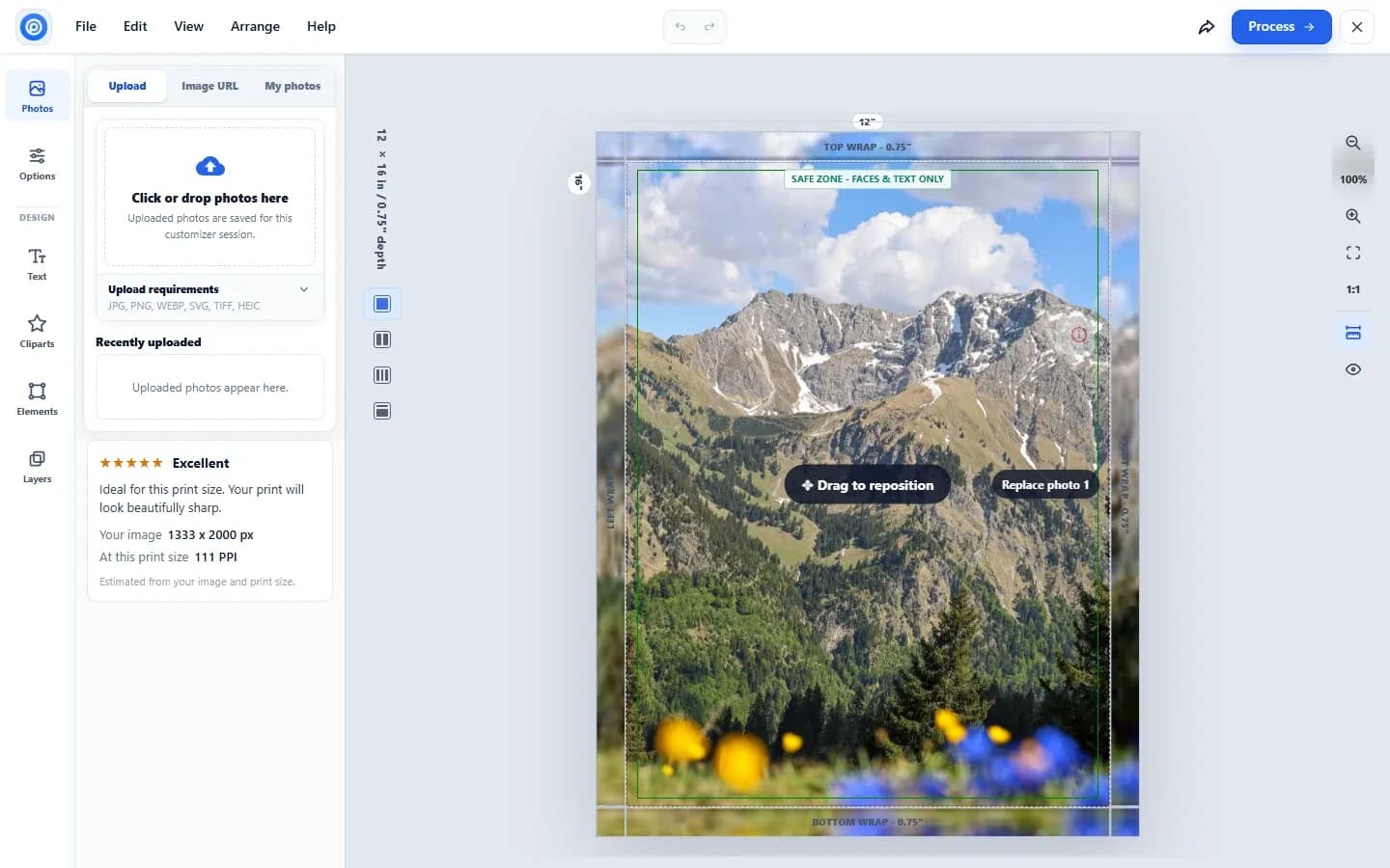 Printcart Canvas designer opening with a starter photo and a live print-quality rating
